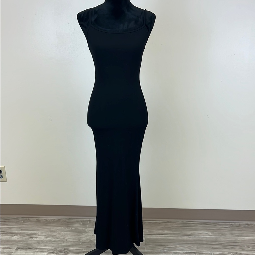 Wild Fable Black Sleeveless Sheath Maxi Dress